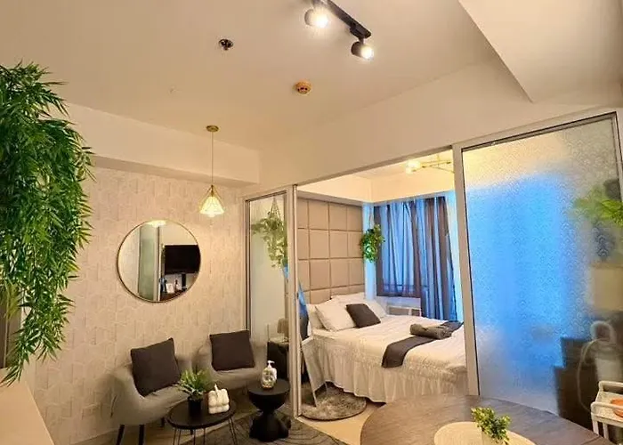 Staycation Lakefront Acacia Apartamento